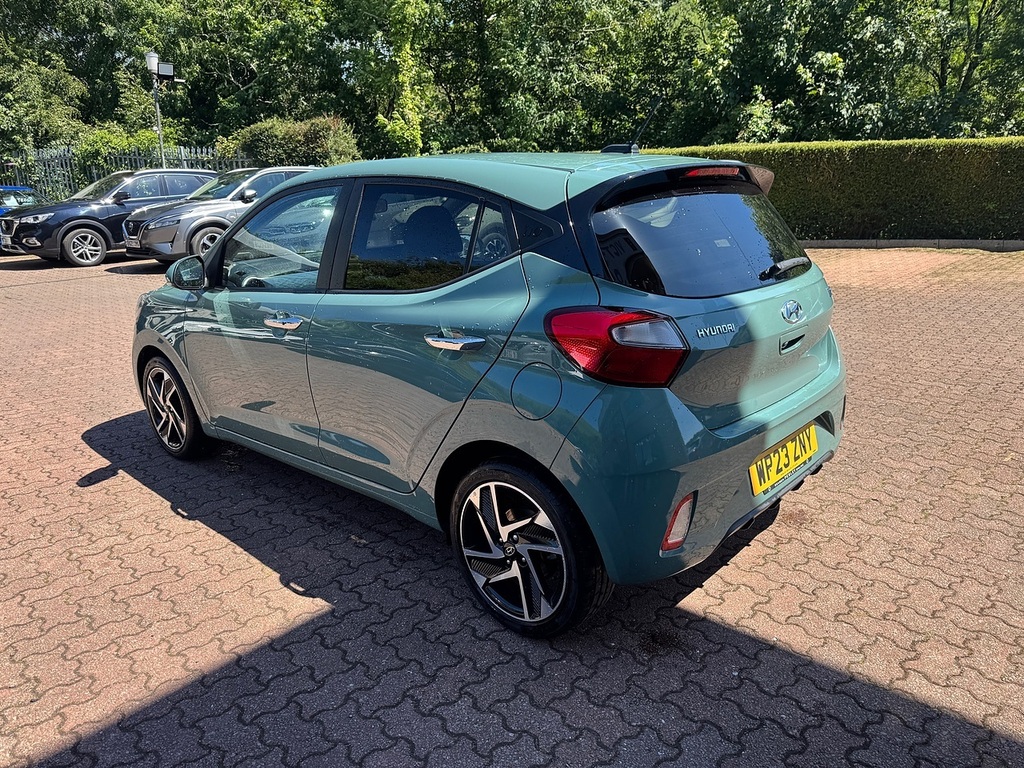 Hyundai I10 Premium Green #3