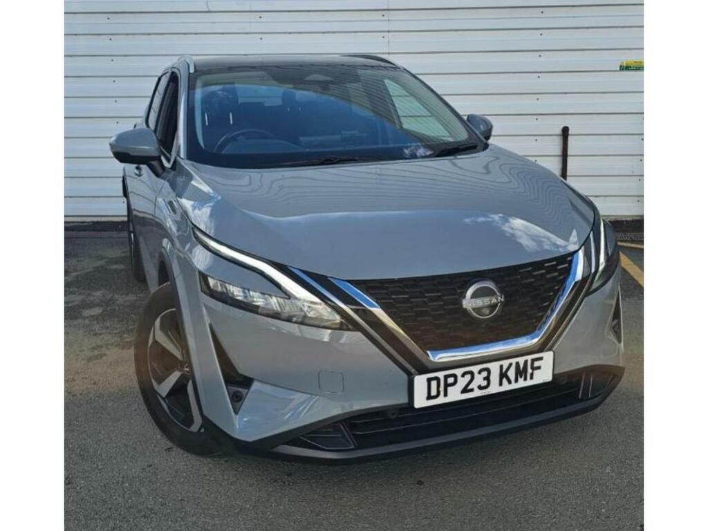 Nissan Qashqai Dig-t Mhev N-connecta Glass Roof Grey