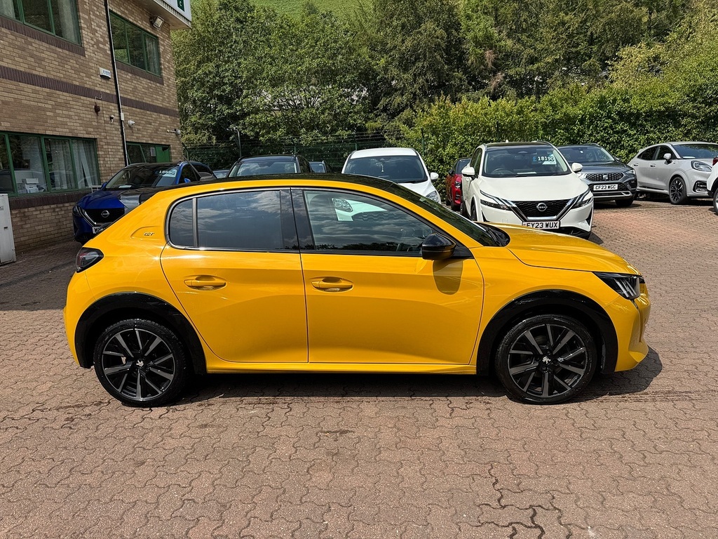 Peugeot 208 Puretech Gt HG23GKD Yellow #4