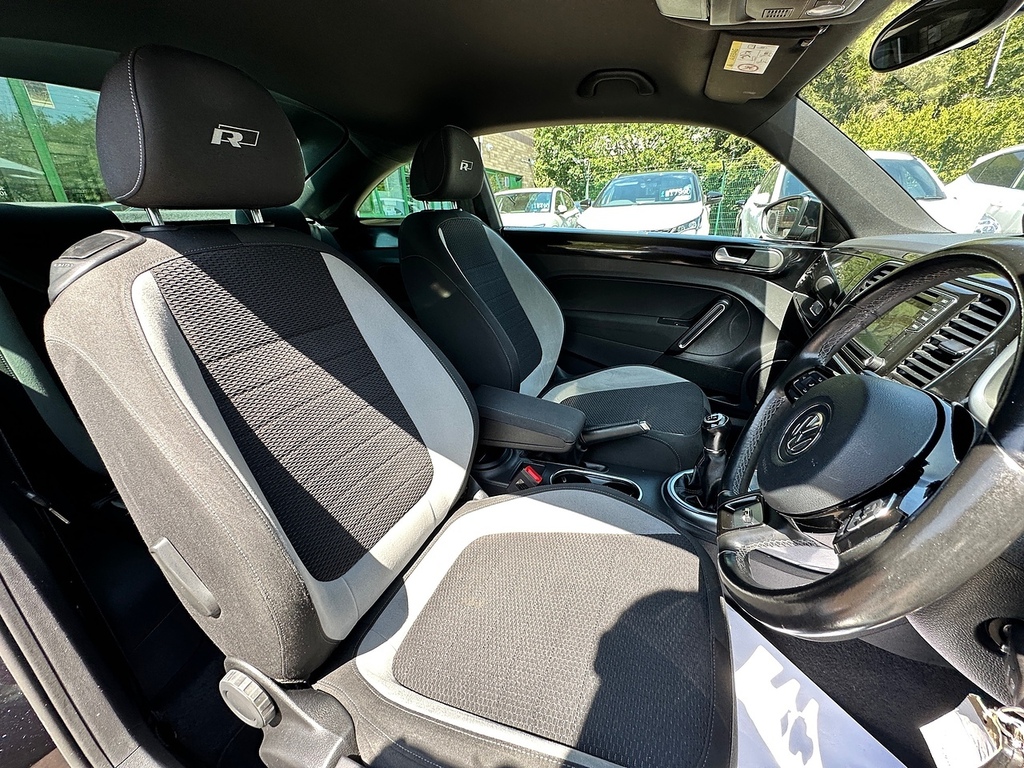Volkswagen Beetle 1.2 Tsi Design White #24