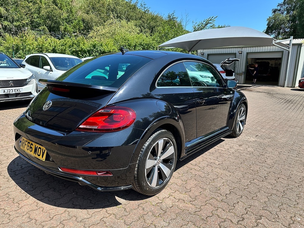 Volkswagen Beetle 1.2 Tsi Design White #8