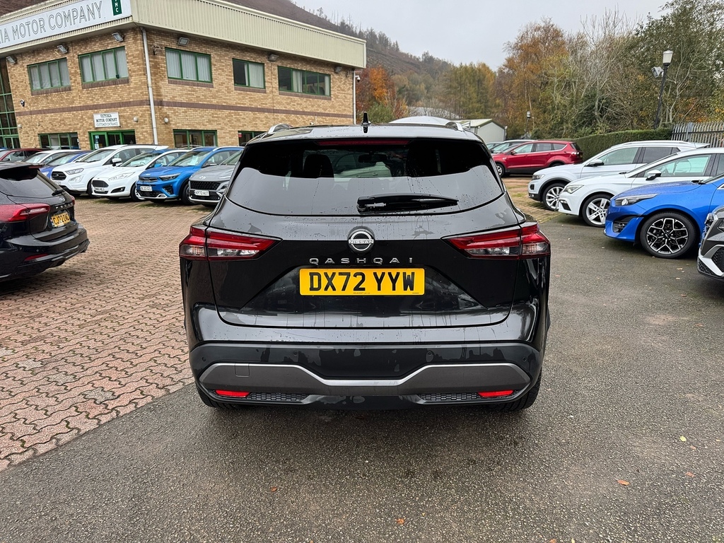 Nissan Qashqai Dig-t Mhev N-connecta Glass Roof DX72YYW Black #6