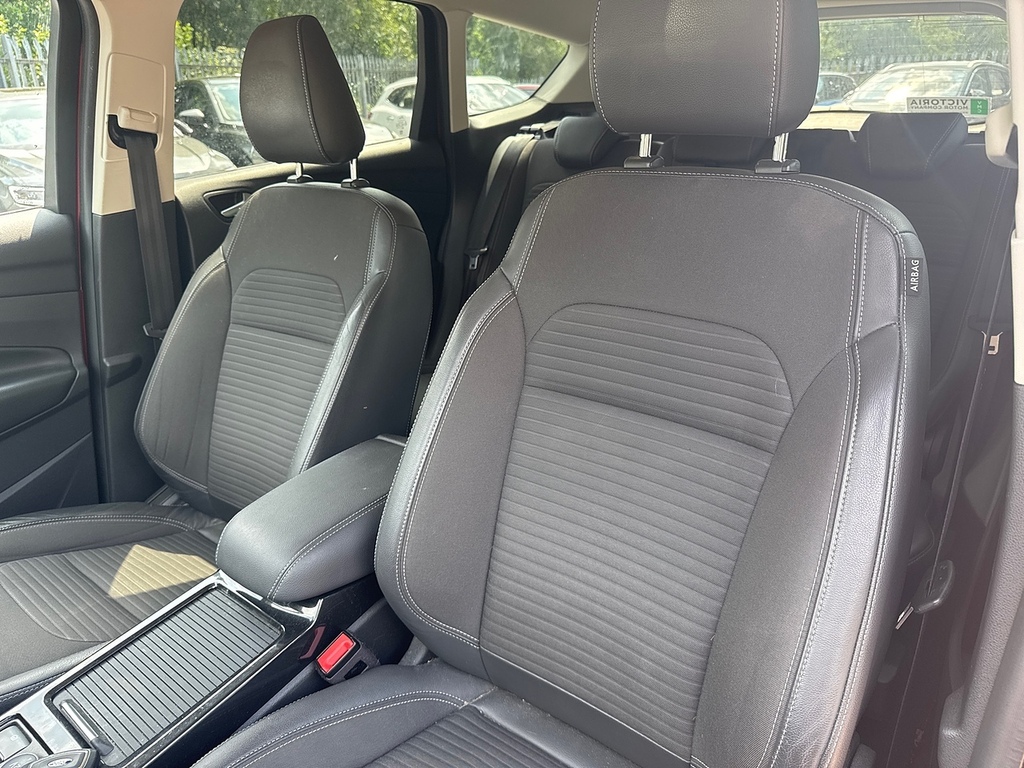 Ford Kuga Tdci Titanium Red #3