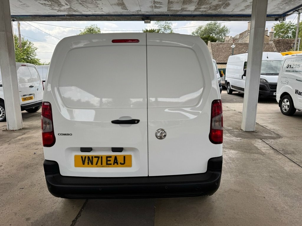 Vauxhall Combo 1.5L Dynamic VN71EAJ White #6