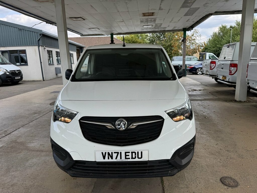 Vauxhall Combo 1.5L Dynamic VN71EDU White #5