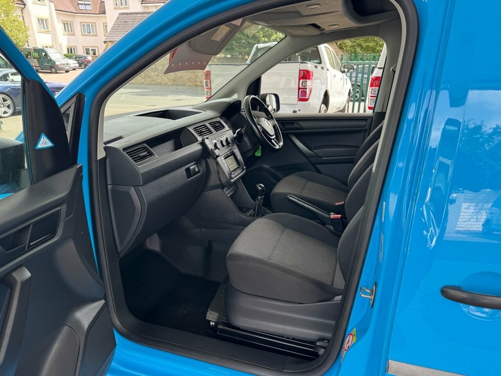 Volkswagen Caddy Maxi C20 Tdi Highline 101 Black #11