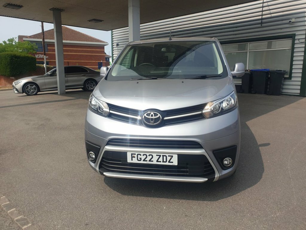 Toyota Proace Verso 1.5L Shuttle Grey #2