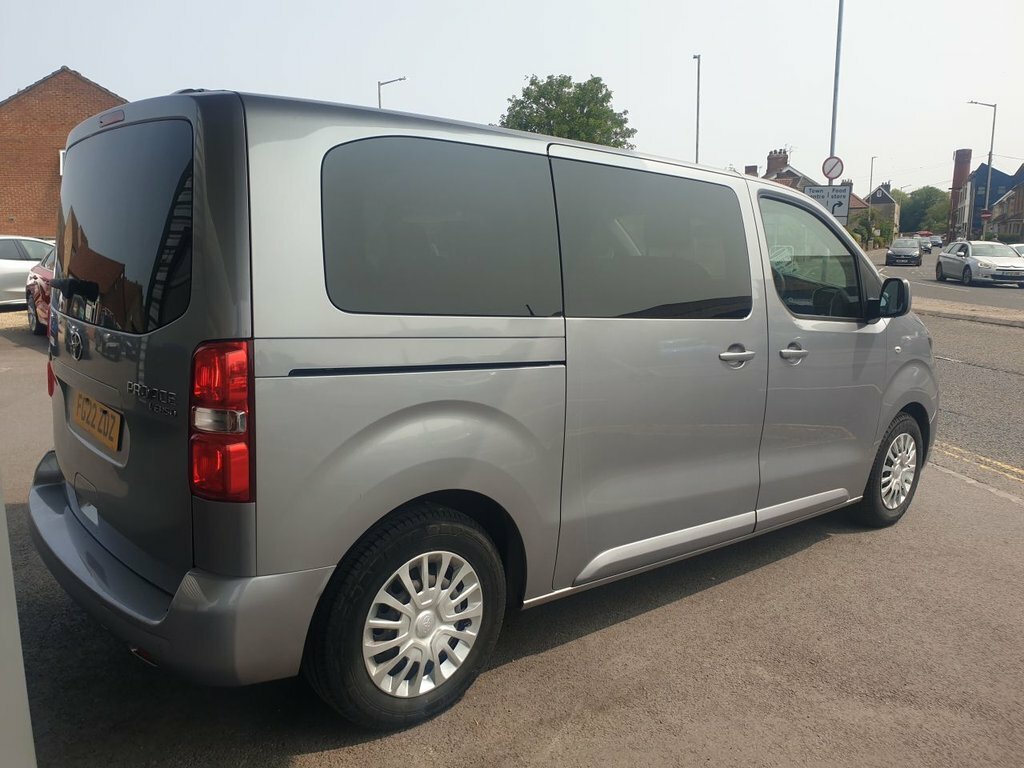 Toyota Proace Verso 1.5L Shuttle Grey #4