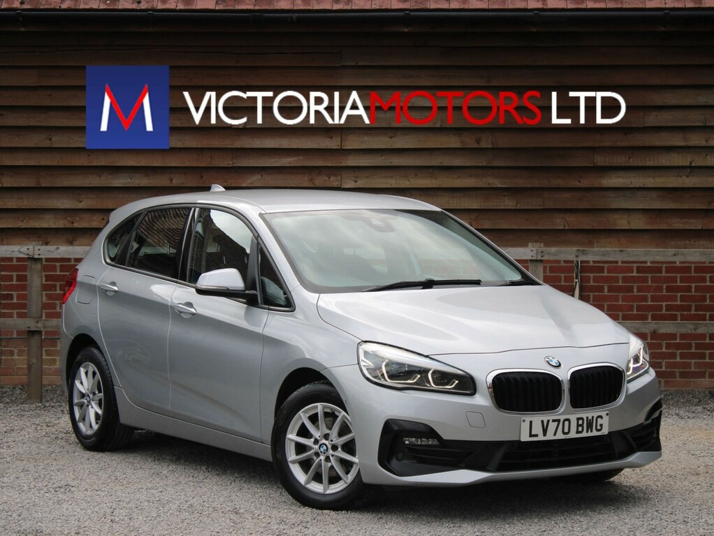 BMW 2 Series 218I Se Hatchback Silver