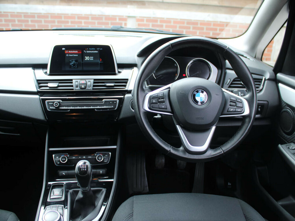 BMW 2 Series 218I Se Hatchback Silver #6