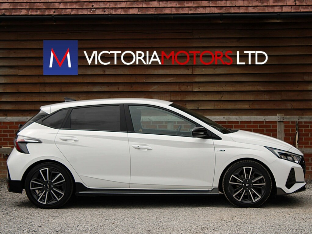 Hyundai I20 1.0T Gdi 48V Mhd 120 N Line Dct Hatchback Petr White #4