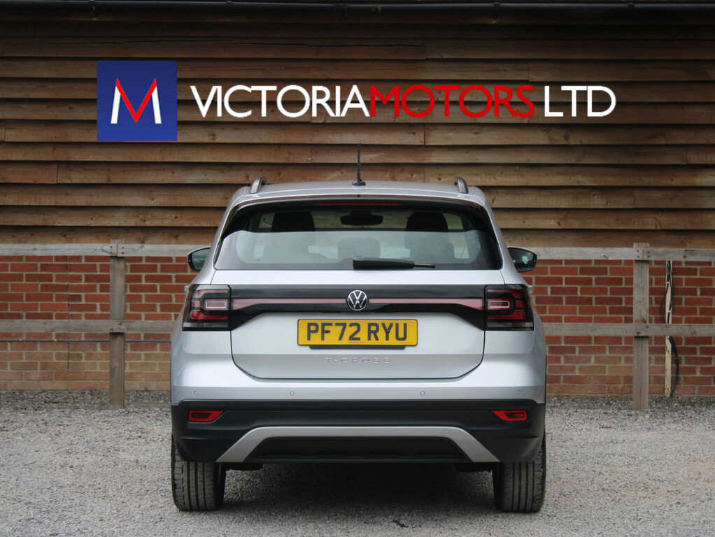 Volkswagen T-Cross 1.0 Tsi 110 Se Dsg Hatchback Silver #3