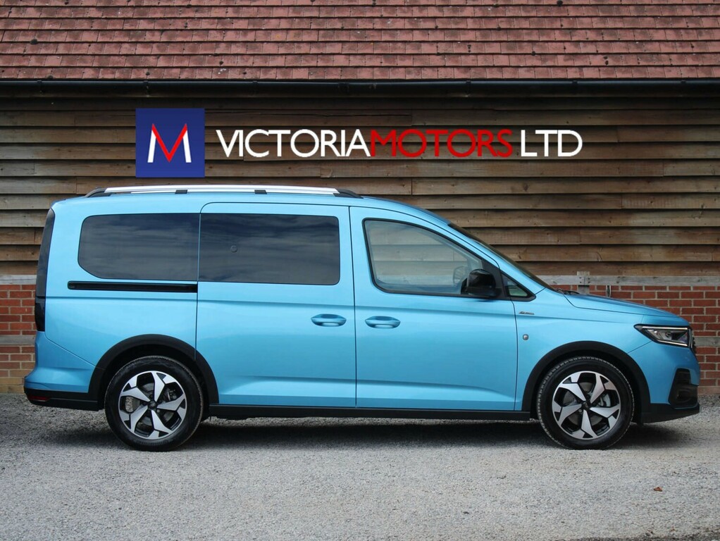 Ford Tourneo Connect 2.0 Ecoblue Active 7 Seat Mpv Blue #6