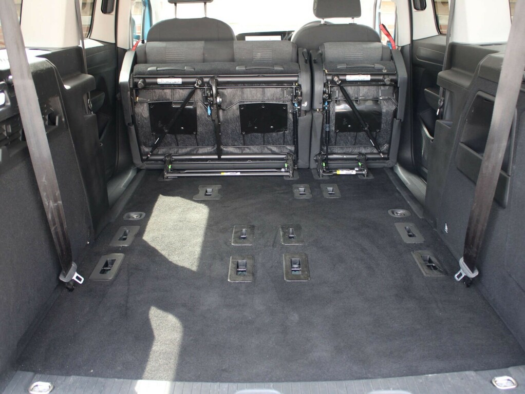 Ford Tourneo Connect Connect 2.0 Titanium 5 Seat Sold Blue #14
