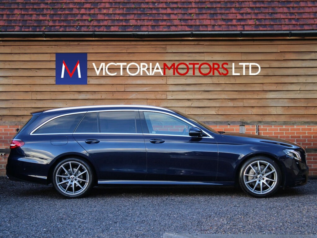 Mercedes-Benz E Class E200 Amg Line Edition 9G-tronic Estate Blue #4