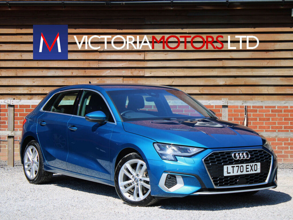 Audi A3 35 Tfsi Sport S Tronic Hatchback Blue