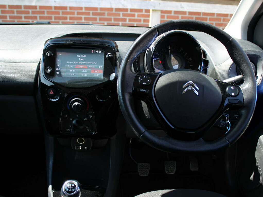 Citroen C1 1.0 Vti 72 Shine Hatchback Blue #5