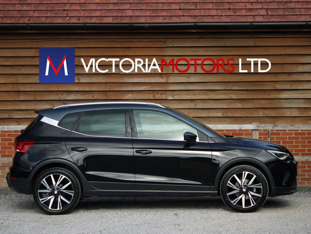 Seat Arona 1.0 Tsi 110 Fr Edition Hatchback Black #4