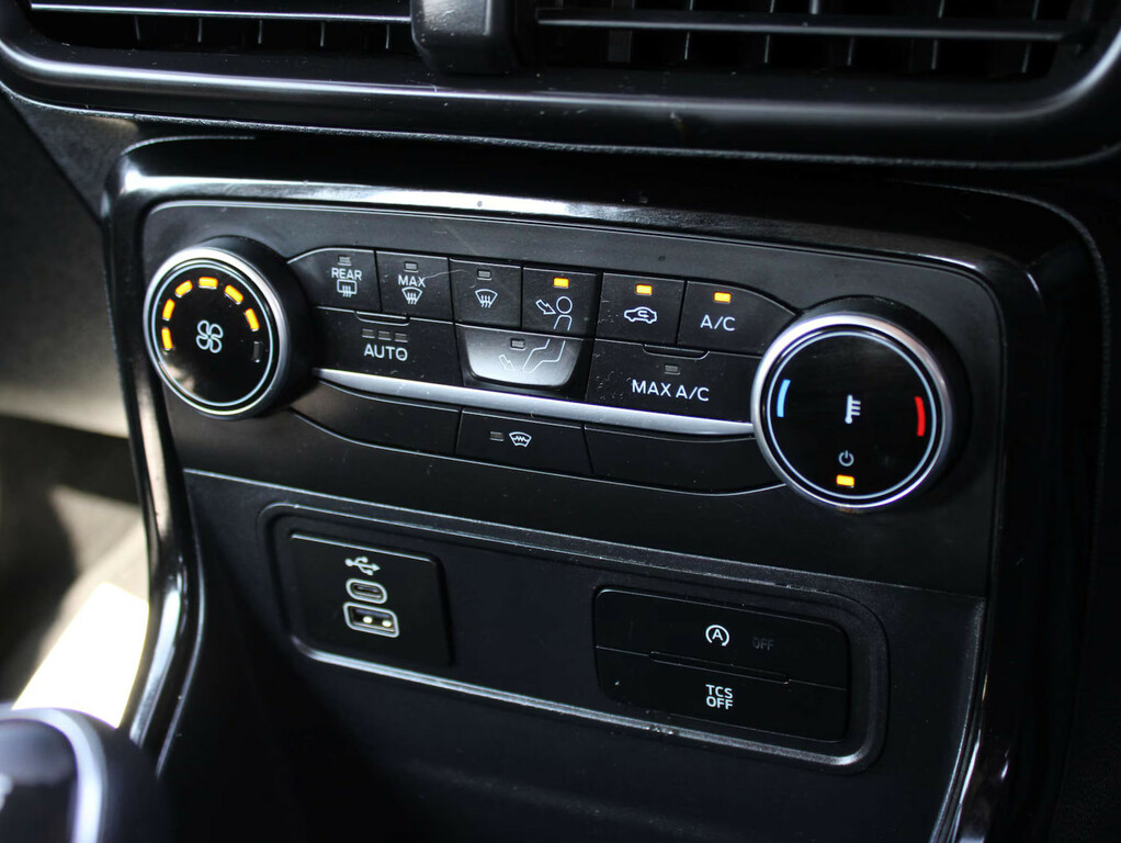 Ford Ecosport Active Silver #13