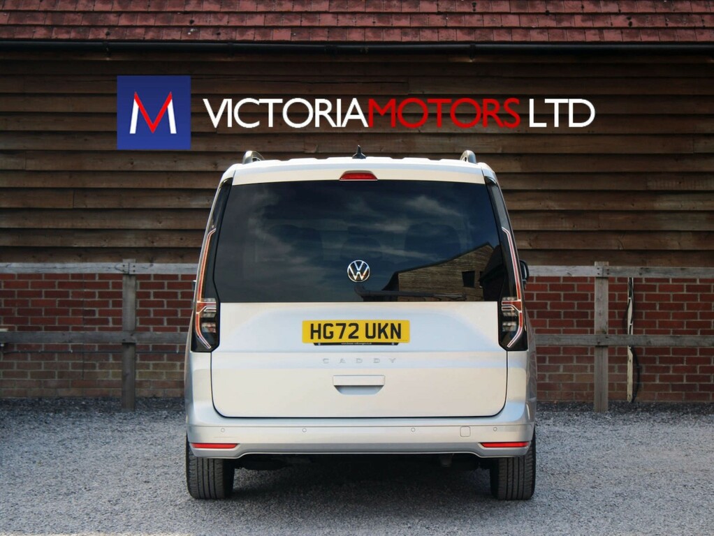 Volkswagen Caddy Maxi Life 2.0 Tdi 122 Life Dsg Mpv Silver #4