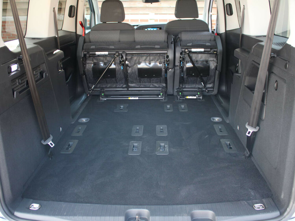 Volkswagen Caddy Maxi Life Caddy Maxi C20 Life Tdi Black #15