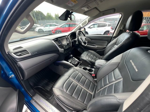 Mitsubishi L200 Double Cab Di-d 178 Titan 4Wd White #10