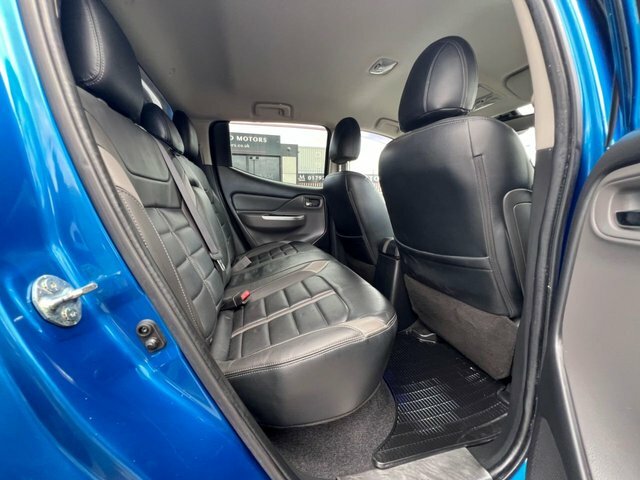 Mitsubishi L200 Double Cab Di-d 178 Titan 4Wd White #15