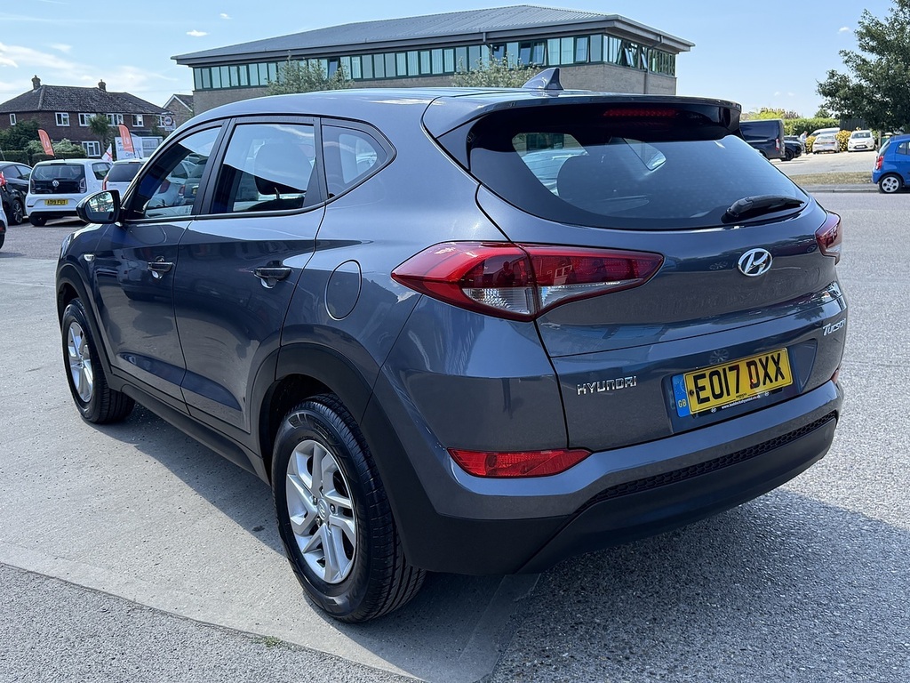 Hyundai Tucson 1.6Gdi S Bluedrive U12263 Ulez EO17DXX Grey #4