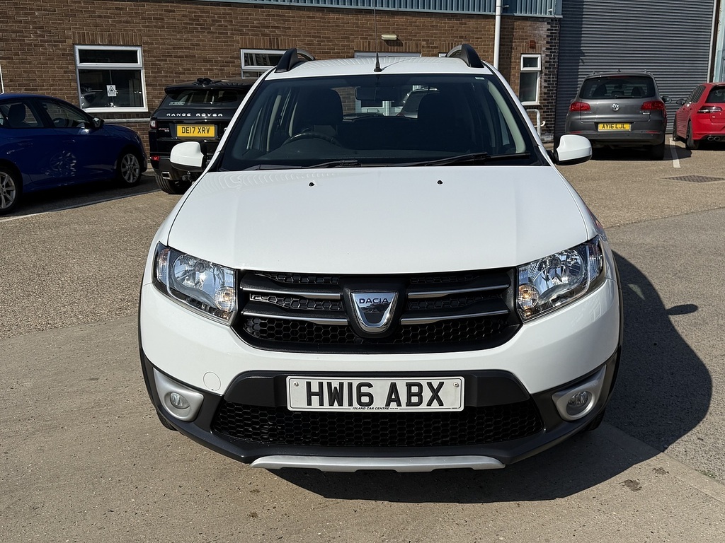 Dacia Sandero Stepway 1.5Dci Laureate Euro 6 U12266 Ulez White #6
