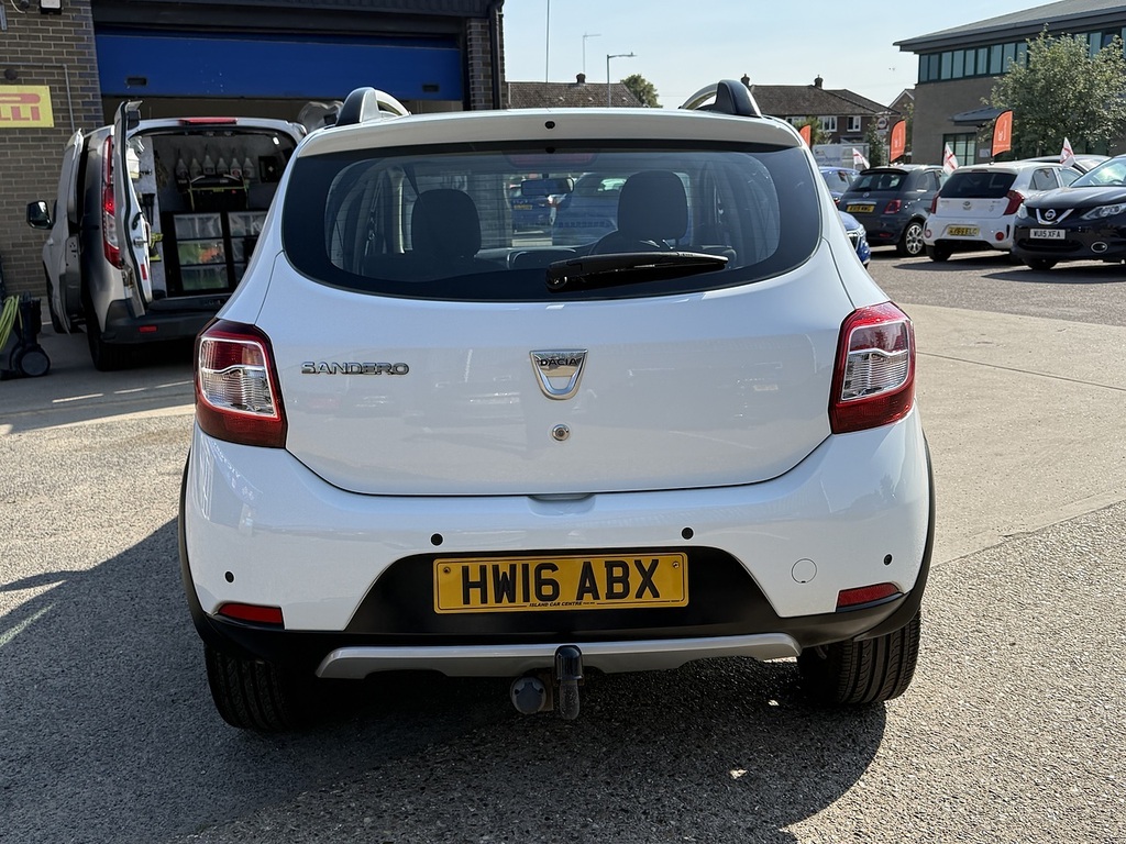 Dacia Sandero Stepway 1.5Dci Laureate Euro 6 U12266 Ulez White #3