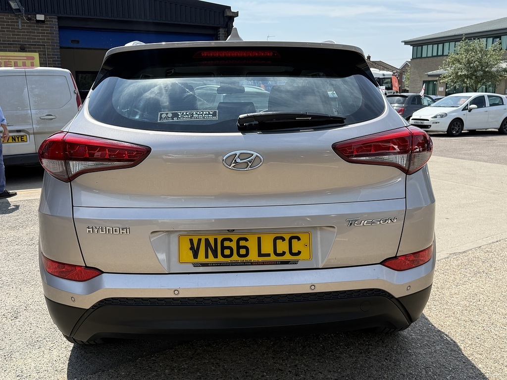Hyundai Tucson 2.0 Crdi Premium Se 4Wd Euro 6 Grey #3