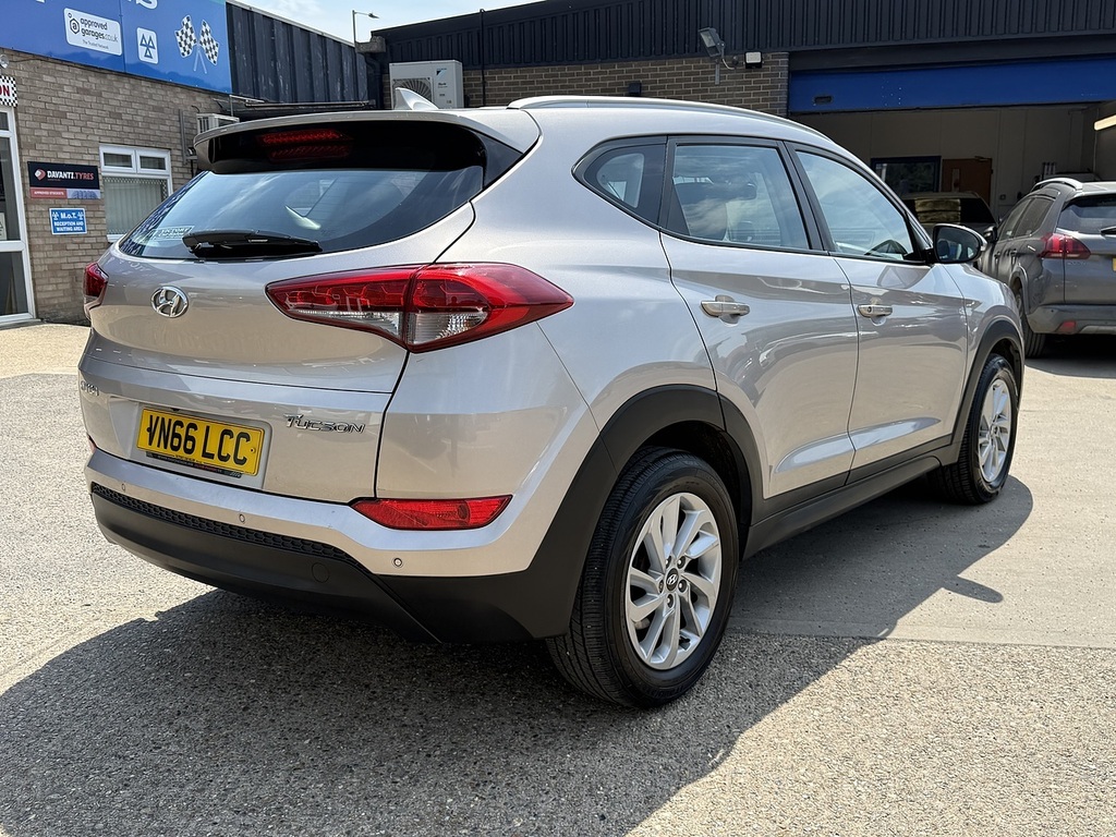 Hyundai Tucson 2.0 Crdi Premium Se 4Wd Euro 6 Grey #2