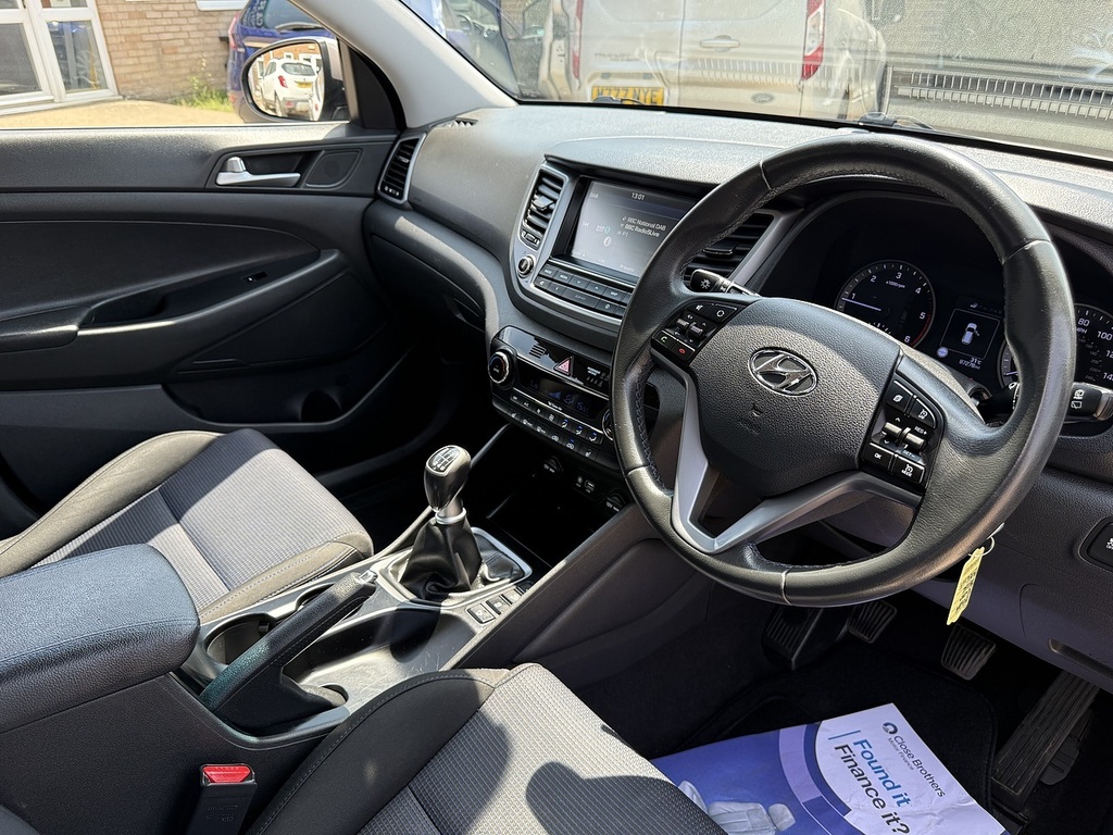 Hyundai Tucson 2.0 Crdi Premium Se 4Wd Euro 6 Grey #14