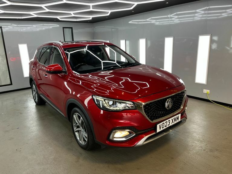 MG HS Exclusive Dct Red