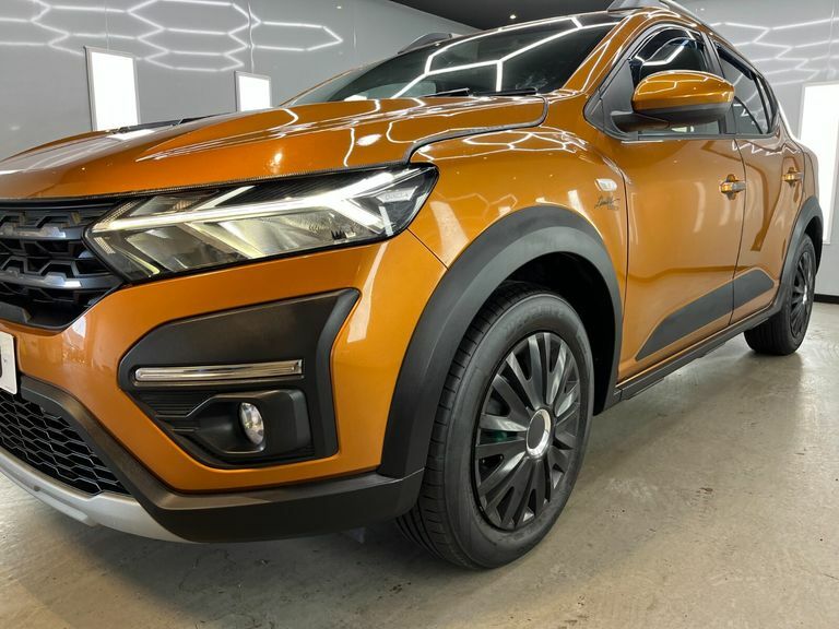Dacia Sandero Stepway Comfort Tce AO21ZYD Orange #6