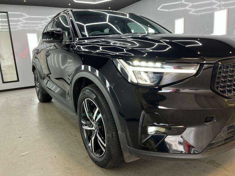 Volvo XC40 B4 Plus Awd Mhev Black #3