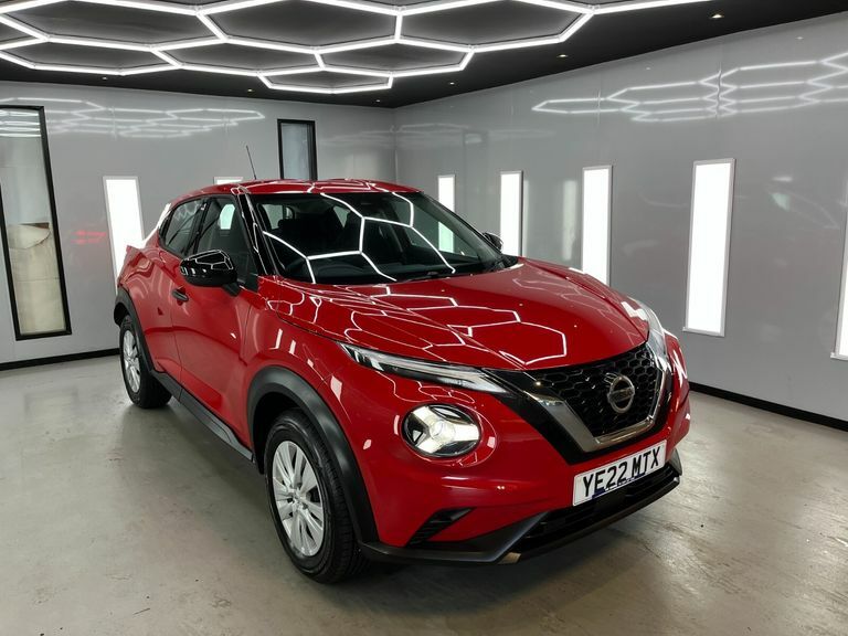 Nissan Juke Dig-t Visia Red