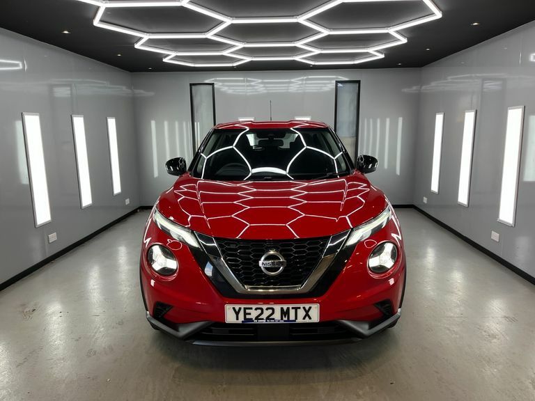 Nissan Juke Dig-t Visia Red #5