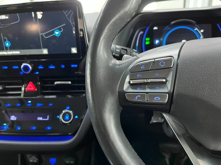 Hyundai Ioniq Premium Grey #37