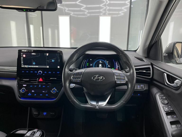 Hyundai Ioniq Premium Grey #31