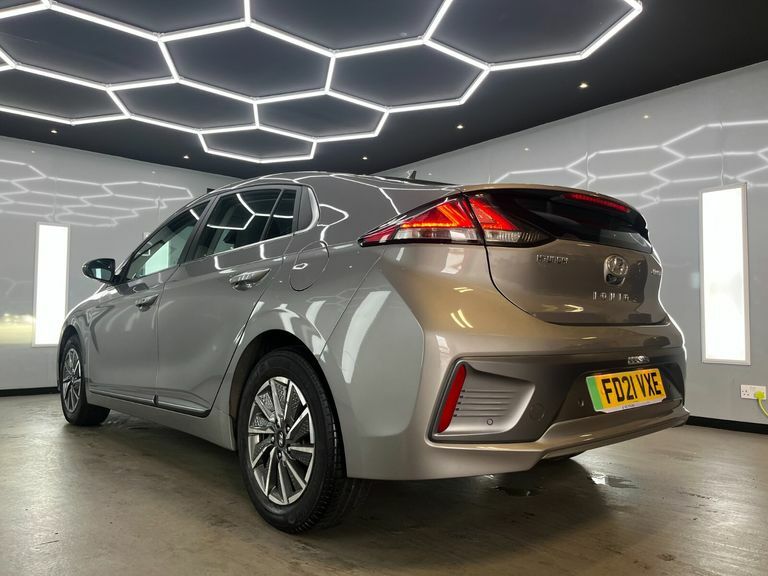 Hyundai Ioniq Premium Grey #25