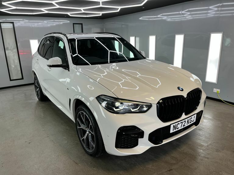 BMW X5 Xdrive 30D M Sport Mhev White