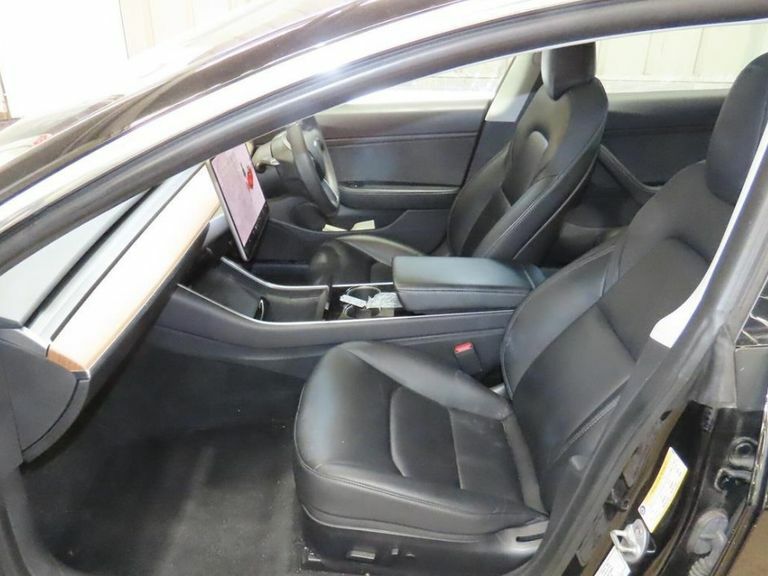 Tesla Model 3 Standard Range Plus Black #2