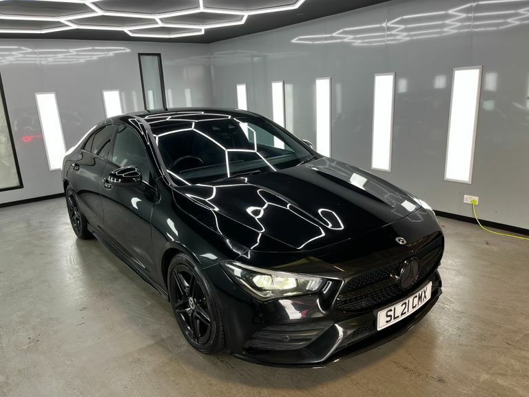 Mercedes-Benz CLA Class Cla 180 Amg Line Premium Black