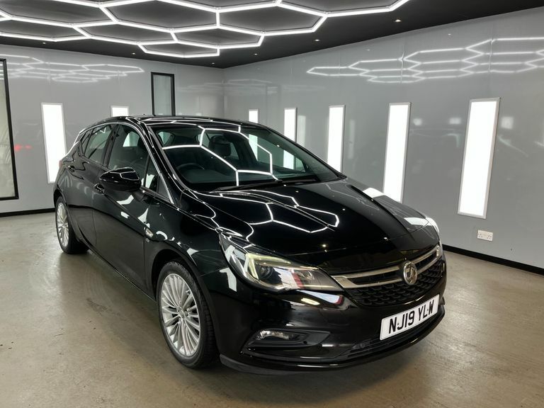 Vauxhall Astra Elite Nav Ss Black