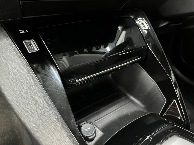 Peugeot e-208 208 Gt Ev Black #15