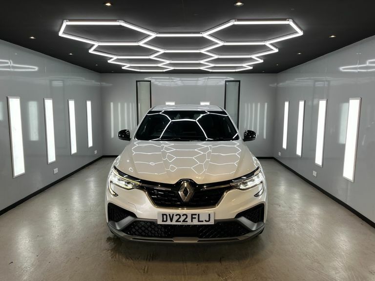 Renault Arkana Rs Line E-tech White #4
