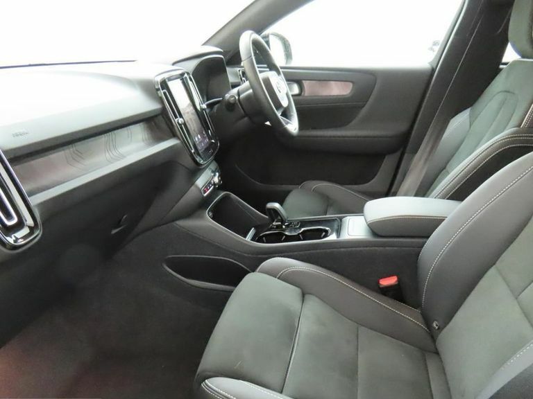 Volvo C40 Recharge Ultimate Black