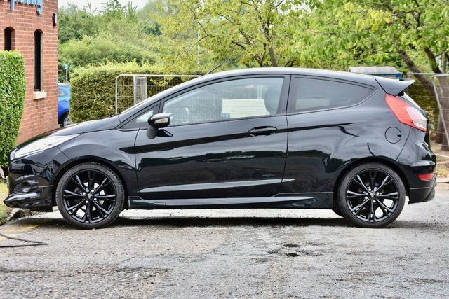 Ford Fiesta Ecoboost Zetec S Hatchback CN65PXA Black #6
