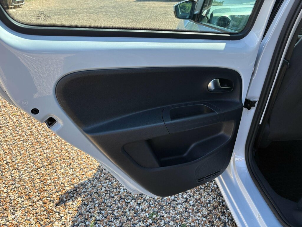 Volkswagen Up 1.0 High Up Hatchback Euro 6 9 White #42